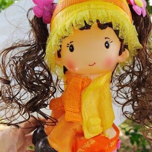TOOTPADO 9 1/2" PLASTIC PIGTAIL GIRL MONEY BANK RTL $87